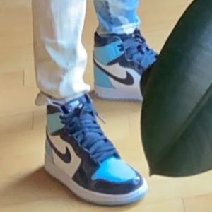 Women’s Air Jordan 1’s Retro High ‘Blue Chills’